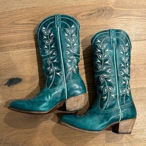 Ariat Women’s Desert Holly Western Boot